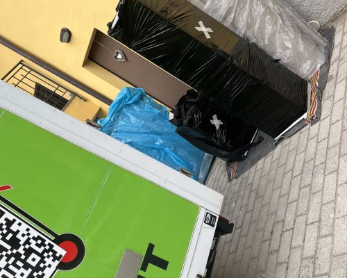 arredi imballati durante la movimentazione