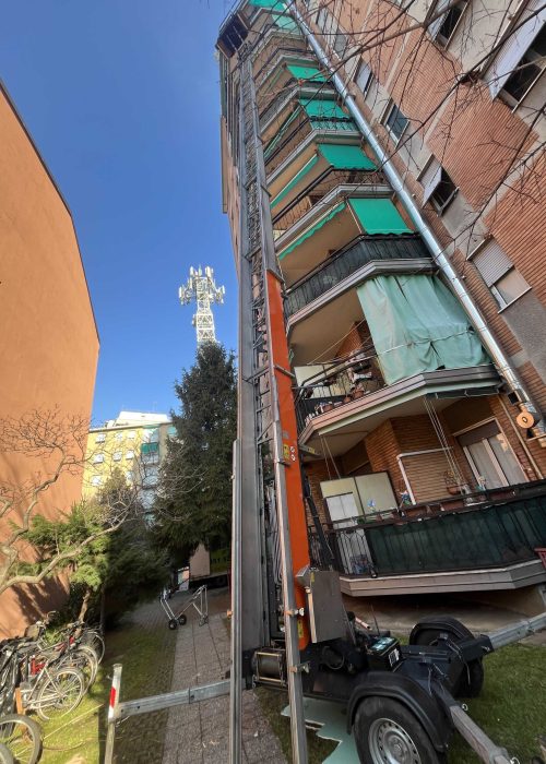 scala aerea per piani alti a Limbiate e Monza Brianza